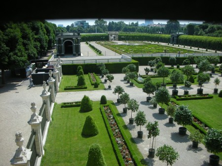 A look over the 'Privy Gardens' that I hastily snapped from the window before the Gendarmes carried me and my camera away