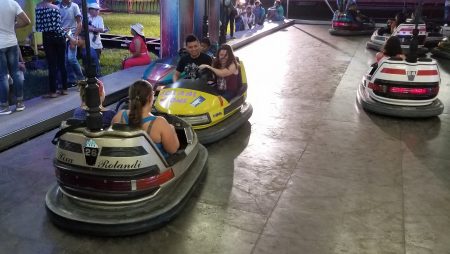 Pintada bumper cars